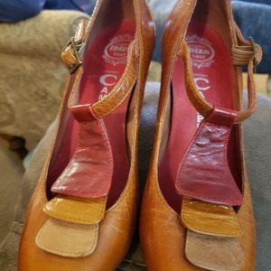 Vintage-retro real leather buckle strap shoes